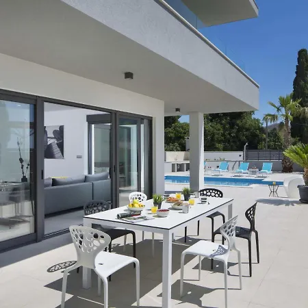 Apartment Fasana By Interhome